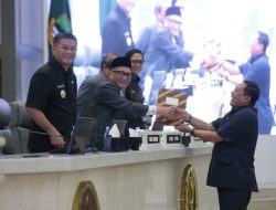 Fraksi DPRD Jabar Sampaikan Pandangan Atas Ranperda Lingkungan Hidup dan Ranperda Pendidikan