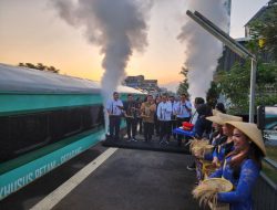 KA Cikuray Relasi Garut – Pasar Senen Hadir dengan Rangkaian Baru