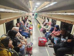 Sepuluh Hari Beroperasi dengan Rangkaian Baru, Okupansi KA Cikuray Lebih dari 138 Persen