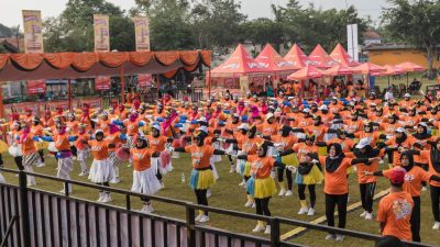 Hajatan Sukses’s, Cara Mie Sukses’s Hidup Dalam Ekosistem Masyarakat Sub-Urban Indonesia