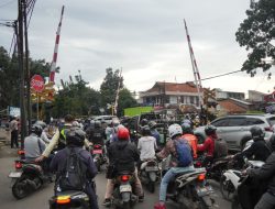 KAI Daop 2 Bandung Kecam Pengeroyokan Petugas Penjaga Perlintasan Sebidang di Leuwigoong yang Tegur Penerobos Palang Pintu
