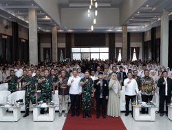 Pangdam III/Siliwangi Berikan Motivasi kepada Santri Baru Al Mashduqi Garut