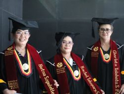 Arungi Samudra untuk Wisuda, Tiga Guru Asal Maluku Raih Gelar Sarjana di UPI